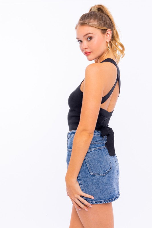 SEXY RIBBED KNIT CAMI FEATURED IN A CROPPED SILHOUETTE