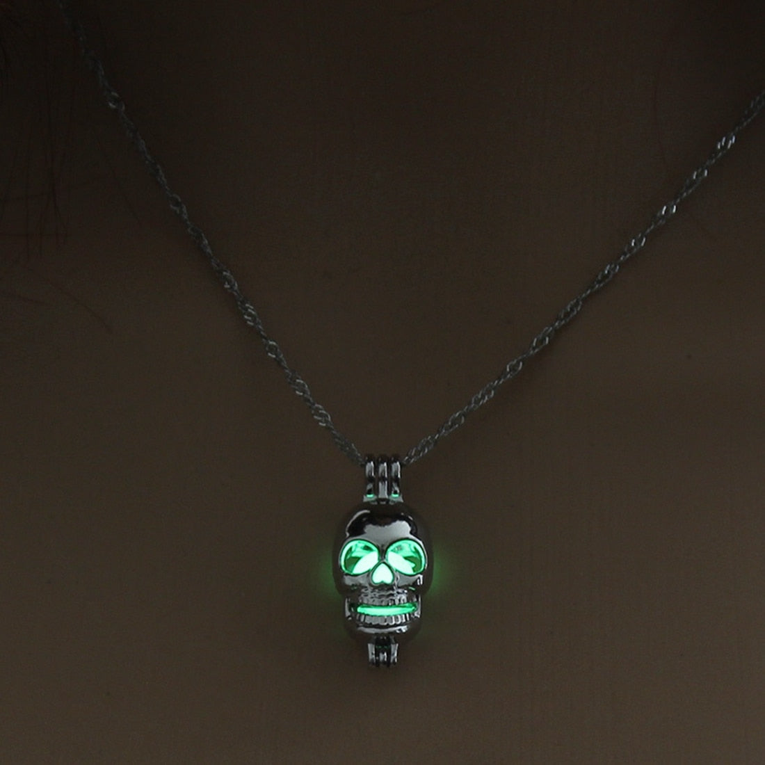 Skull Pendant Necklace Luminous Jewelry Silver Color 3 Color Glow in the Dark