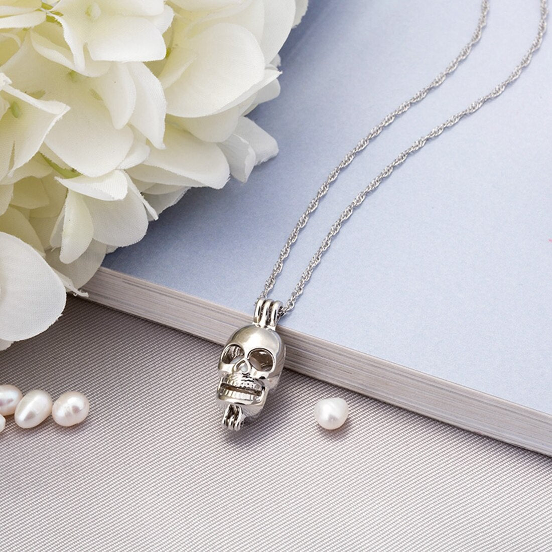 Skull Pendant Necklace Luminous Jewelry Silver Color 3 Color Glow in the Dark